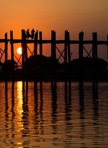 Coucher de soleil sur U Bein's Bridge
