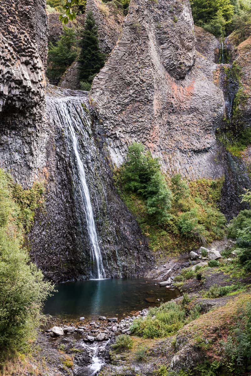 La Cascade du Ray Pic s'écoule sur des orgues de basalte
