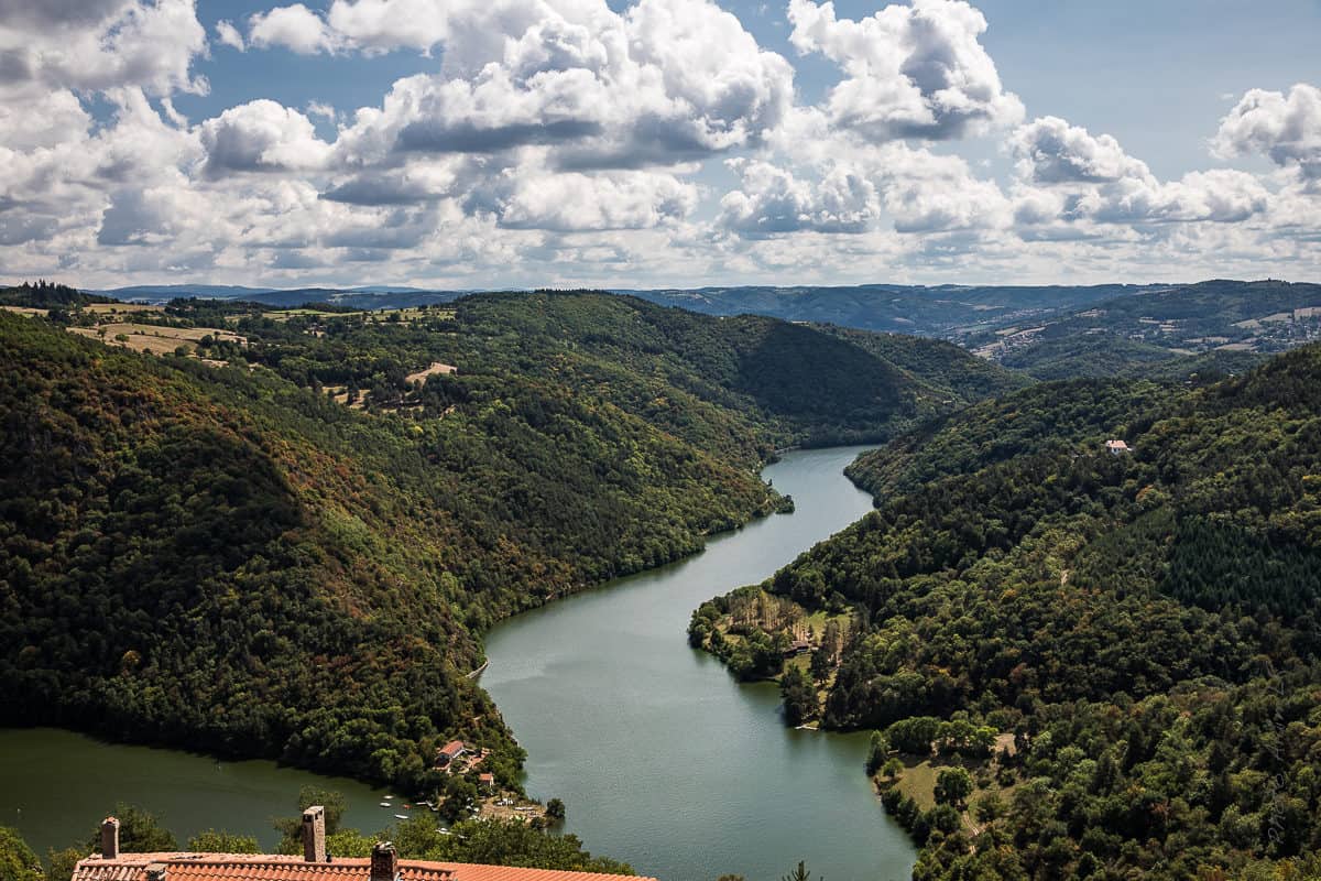 Vue sur le Lac depuis la Tour de Chambles